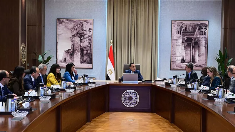 مدبولي يستقبل وفد البنك الدولي لمناقشة التعاون في مجالات البنية التحتية والطاقة والمياه 