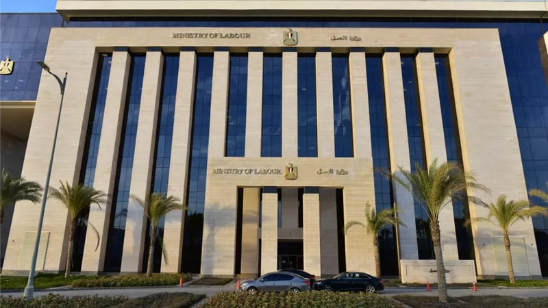 وزارة العمل توفر 6200 فرصة عمل جديدة بمشروع الضبعة النووي بالتعاون مع بتروجيت