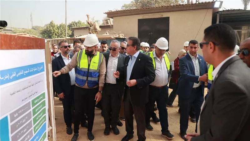 وزير الصحة يتفقد
