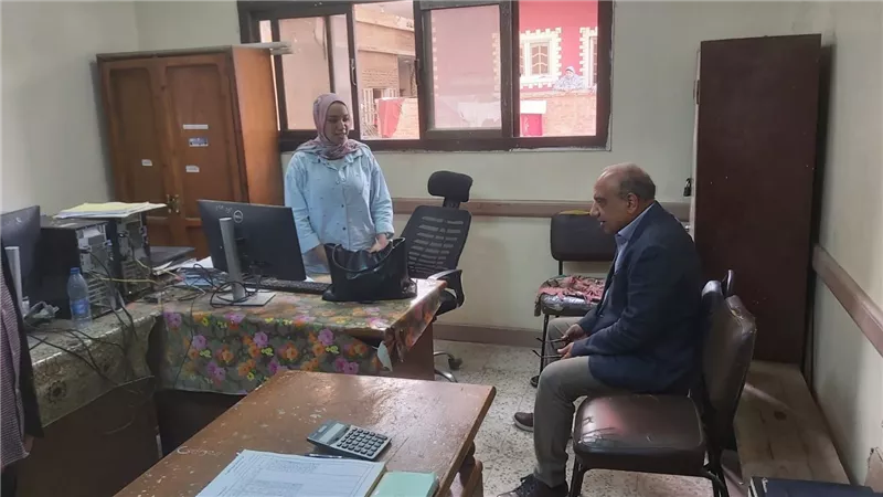 وزير الكهرباء يتفقد