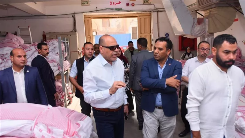 السويس تحت الرقابة.. وزارة العمل ترصد مخالفات أجور وتعيينات وعقود عمل في جولة تفتيش موسعة