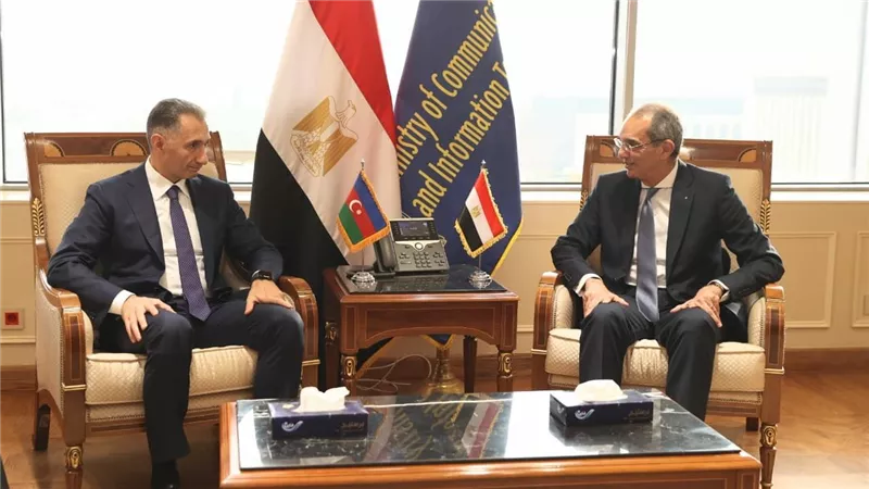 وزيرا الاتصالات المصري