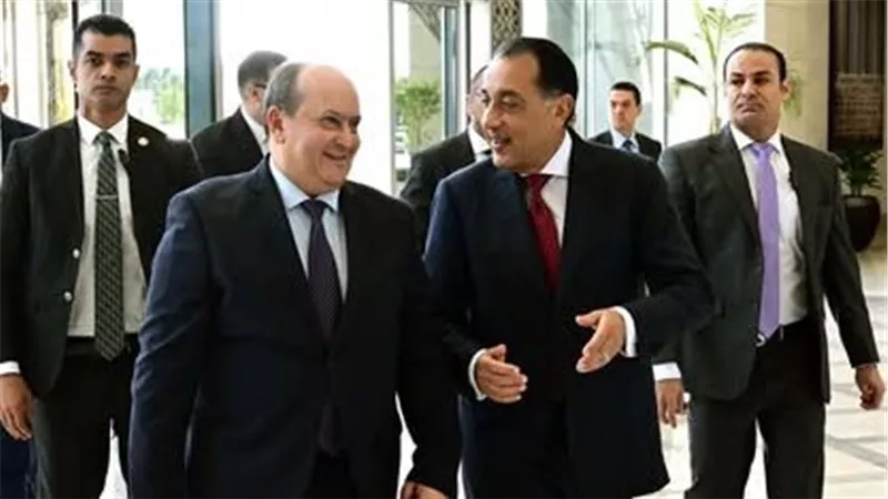 رئيس الوزراء والوزير