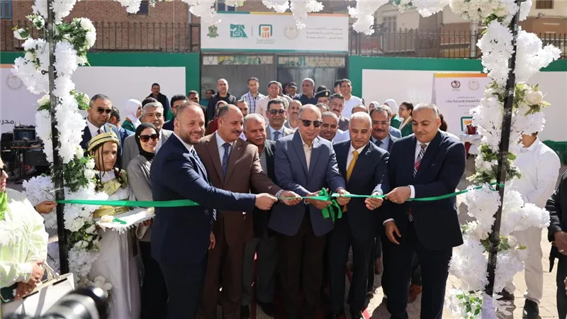 جانب من افتتاح المدرسة