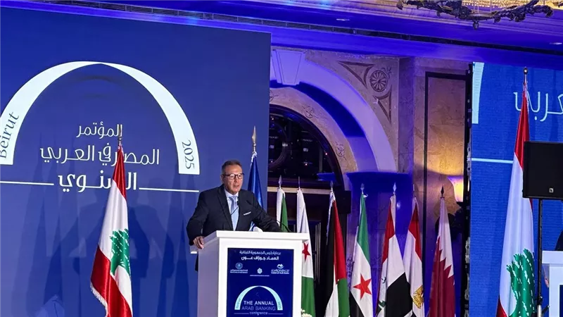 الإتربي يؤكد ضرورة رؤية شاملة وإصلاحات عميقة ضرورة لتجاوز التحديات الاقتصادية بالمنطقة