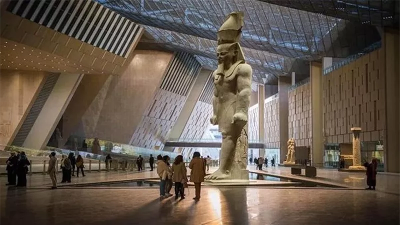 المتحف المصري الكبير
