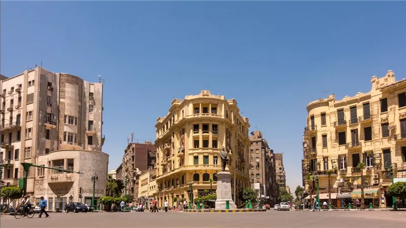 طرح 15 مبنى حكوميا