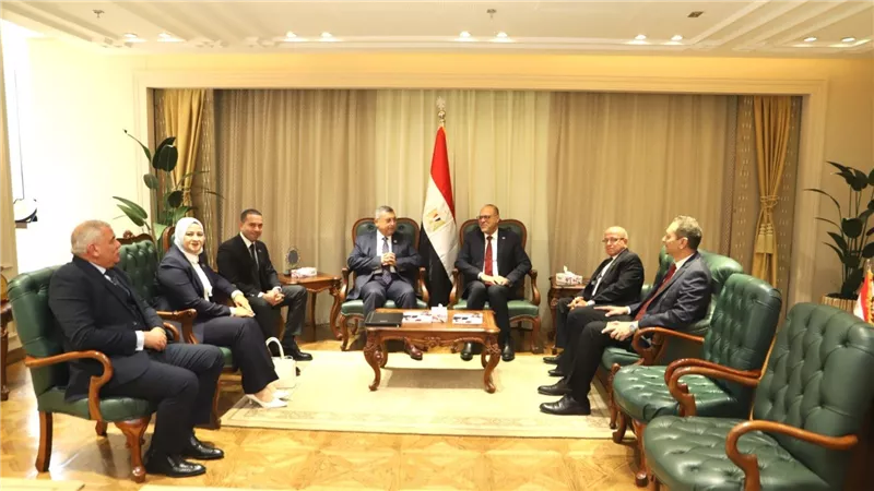 محمد جبران: التنسيق مع مجلس الشيوخ ركيزة أساسية لتطوير تشريعات العمل