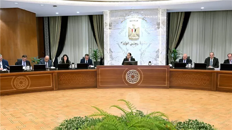 مدبولي: نسعى لإطلاق حزمة استثمارية متكاملة لإعطاء دفعة للقطاعات الرئيسية الواعدة في الاقتصاد المصري 