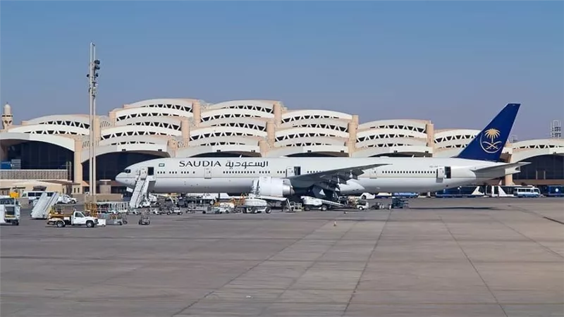 السعودية تطرح مطارات أبها والطائف والقصيم وحائل أمام القطاع الخاص 