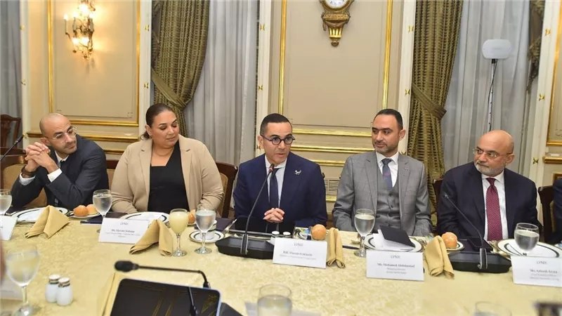 الخطيب: مصر أعدّت الأرضية لبناء اقتصاد تنافسي والسياسات التجارية مفتوحة على الأسواق العالمية