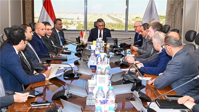 وزير التموين: نظم التتبع الرقمية ركيزة أساسية لحوكمة السلع الاستراتيجية والأمن الغذائي