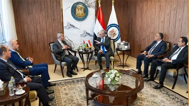 مصر والأردن تبحثان زيادة فرص التعاون في مجالات البترول والغاز الطبيعي والتعدين