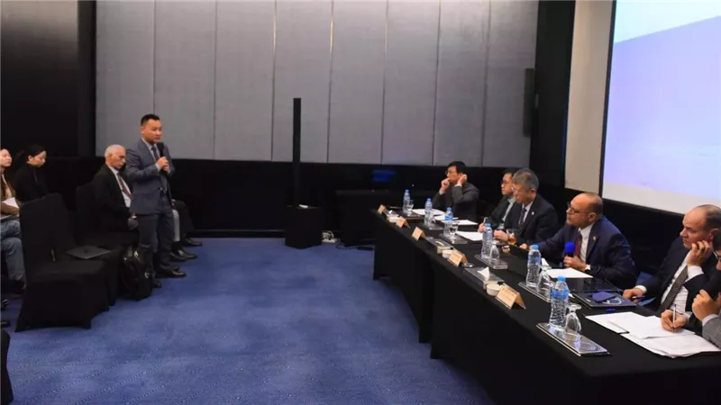 جبران: القانون الجديد يوازن بين حقوق العمال ومتطلبات المستثمرين ويعزز الاستثمار الصيني في مصر
