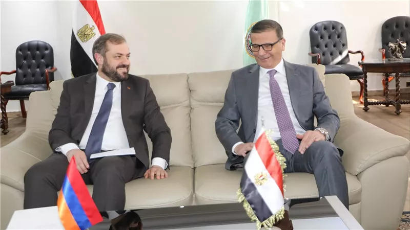 وزير الزراعة يبحث مع نظيره الأرميني تعزيز التعاون الزراعي وزيادة فرص الاستثمار