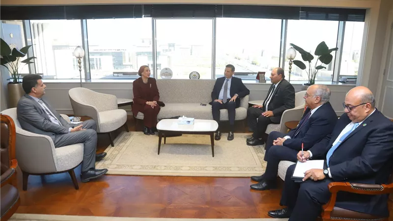 وزير الزراعة يستقبل الأمين التنفيذي لاتفاقية الأمم المتحدة لمكافحة التصحر لتعزيز التعاون الدولي