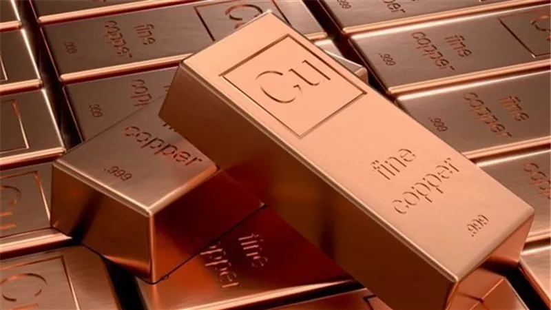 النحاس يستهل 2026 على مكاسب قوية.. والألومنيوم عند أعلى مستوى في 3 أعوام ونصف