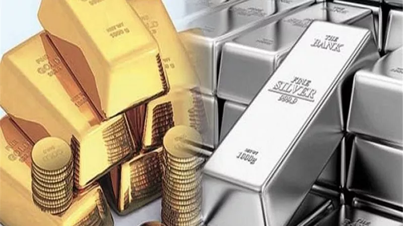 الذهب والفضة يفتتحان 2026 بقفزة جديدة.. وزخم العام الماضي لا يزال حاضرًا