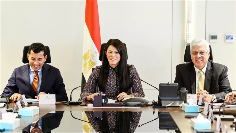 تفاصيل إطلاق ميثاق الشركات الناشئة ومبادرة تحفيز الاستثمار ودليل موحد للشركات