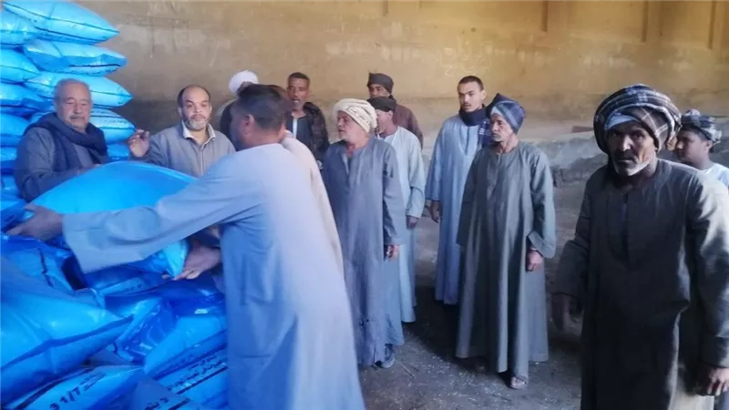 «الزراعة» تكثف حملاتها الرقابية في 6 محافظات لضمان وصول الأسمدة المدعمة لمستحقيها