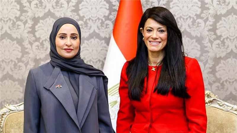 وزيرة التخطيط تلتقي نظيرتها الإماراتية لتعزيز التعاون في التميز الحكومي