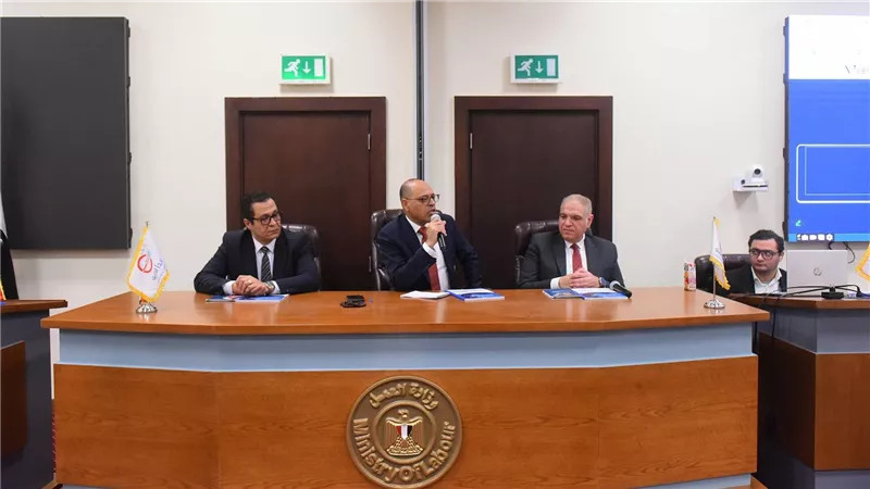 «العمل» تطلق مرحلة التنفيذ الفعلي لبروتوكول تطوير مراكز التدريب المهني بالتعاون مع «ابدأ إديو»