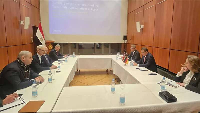 من برلين .. وزير الزراعة يبحث تحويل التعاونيات إلى كيانات اقتصادية مستدامة