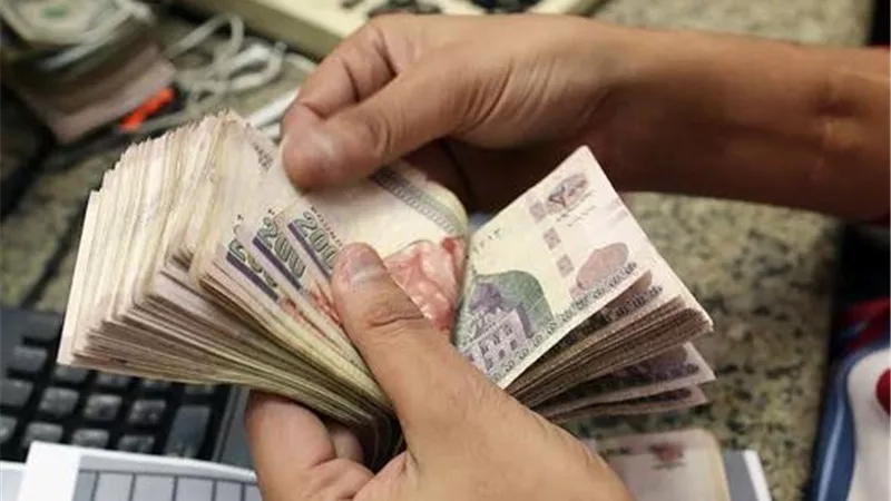 شهادات أم أذون خزانة؟.. أفضل استثمار بنكي في مصر