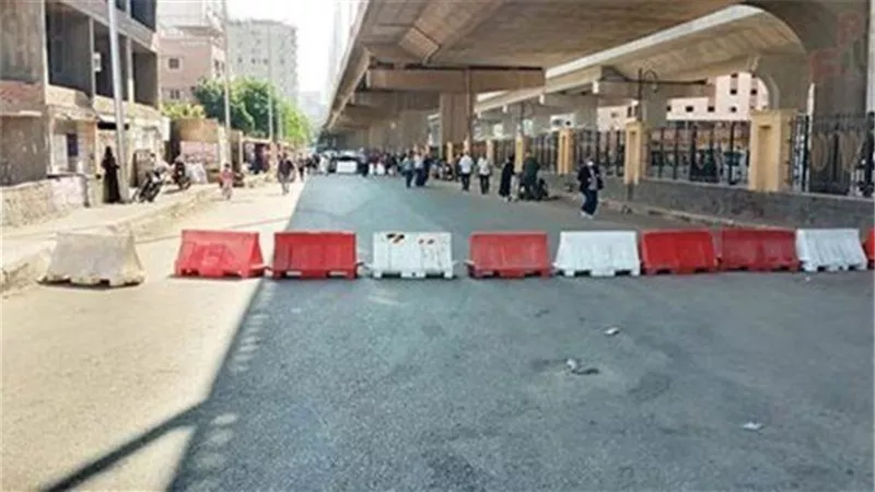 تحويلات مرورية كبيرة.. محور محمد نجيب يغلق يومين لإصلاح خط مياه ضخم