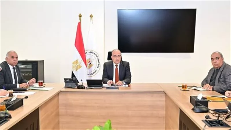 وزارة الري تضع خطةحاسمة لإعادة توزيع المياه