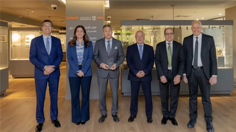 إنجاز عالمي للبنك الأهلي المصري يعكس التزامه بأهداف التنمية المستدامة