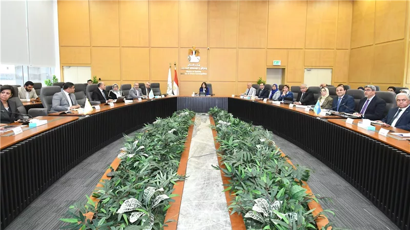 وزيرة الاسكان تشدد على الالتزام بالجداول الزمنية لإنجاز مشروع حدائق تلال الفسطاط 