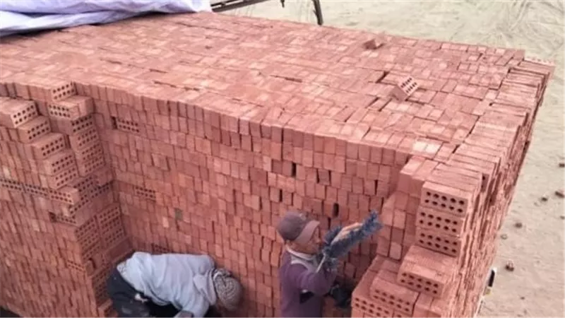 أسعار الزلط والطوب والرمل اليوم.. ومتر الفينو يسجل 620 جنيهًا