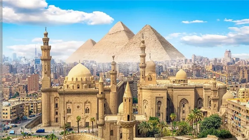 من برديات الفراعنة إلى الفاتورة الإلكترونية.. كيف تطوّر نظام الضرائب في مصر عبر آلاف السنين؟