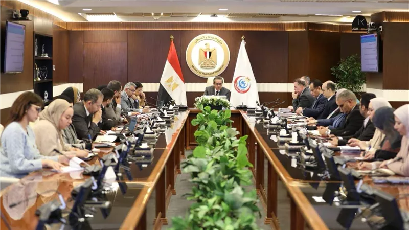 خالد عبدالغفار: تعزيز البنية التحتية وتحديث المستشفيات لتحقيق رؤية مصر 2030