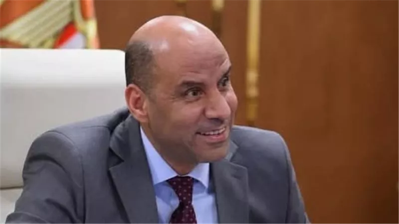 وزير العمل: خدمة المواطن بكرامة وكفاءة معيار نجاح المسؤولين في المرحلة الحالية