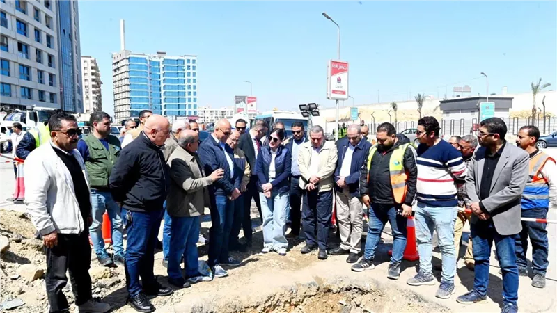 وزيرة الإسكان تتابع تشغيل خط مياه الشرب الرئيسي بزهراء المعادي وعودة الخدمة تدريجياً