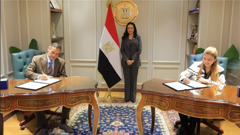 التضامن تدعم تمويل المشروعات متناهية الصغر بشراكة حكومية ومصرفية