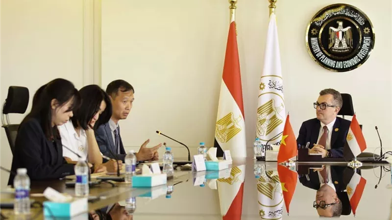 مصر وفيتنام تبحثان تعزيز الشراكة التنموية وتبادل الخبرات في مبادرة حياة كريمة