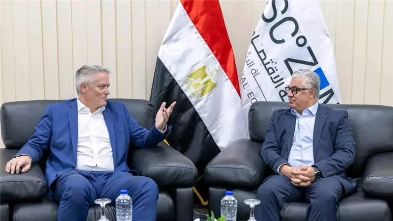 «اقتصادية قناة السويس» تبحث مع OECD تعميق التعاون وجذب 16 مليار دولار استثمارات