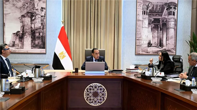 رئيس الوزراء يتابع جهود حوكمة منظومات الدعم والحماية الاجتماعية