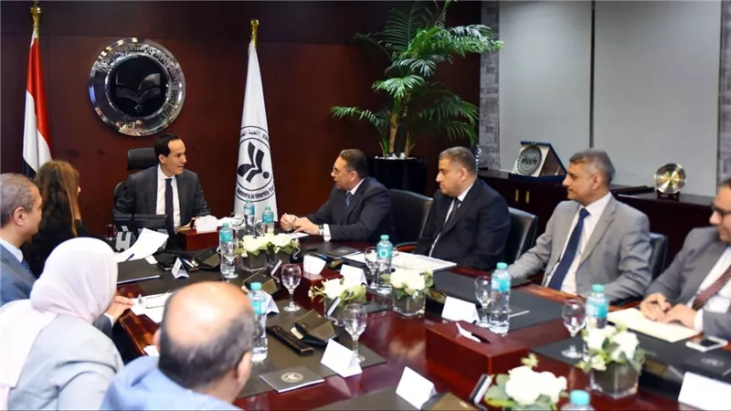 رئيس هيئة الاستثمار يبحث خطط تطوير الكوادر البشرية ورفع كفاءة الأداء المؤسسي