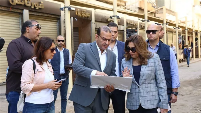 وزيرة التنميةالمحلية تتفقد تطوير سوق العتبة والموسكي لتحسين البيئة العمرانية