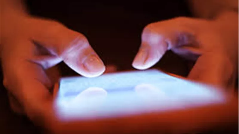 نظام اتصالات جديد يتيح خاصية مراقبة المكالمات.. ما الحقيقة؟