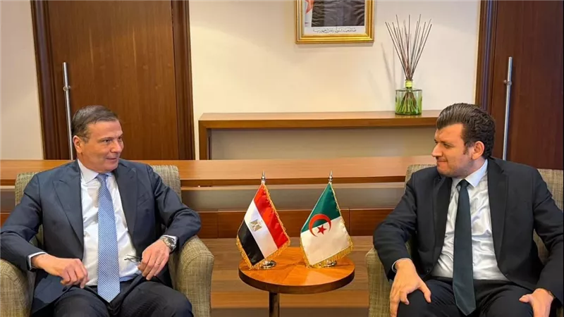 وزير الزراعة يبحث مع نظيره الجزائري التعاون في الأمن الغذائي واستصلاح الأراضي