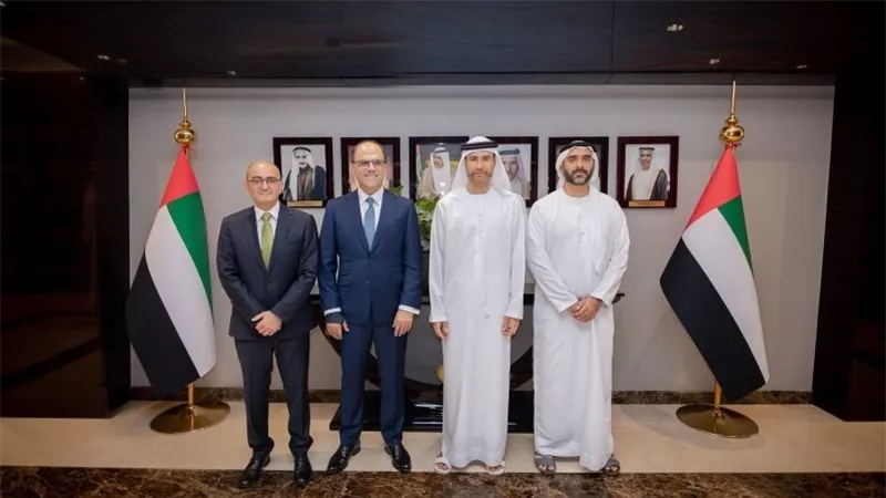 الإمارات وصندوق النقد الدولي يبحثان مستجدات الاقتصاد الإقليمي والعالمي