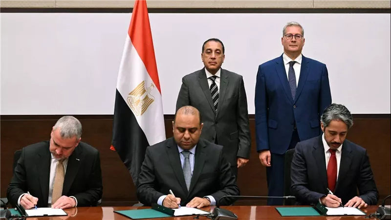 مذكرة تفاهم بين البترول وإكسون موبيل لتعزيز مكانة مصر كمركز إقليمي لتداول الغاز