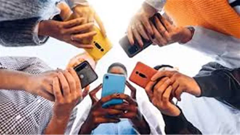 خطوات بسيطة تكشف أرقام الهواتف والمحافظ الإلكترونية المرتبطة بهويتك