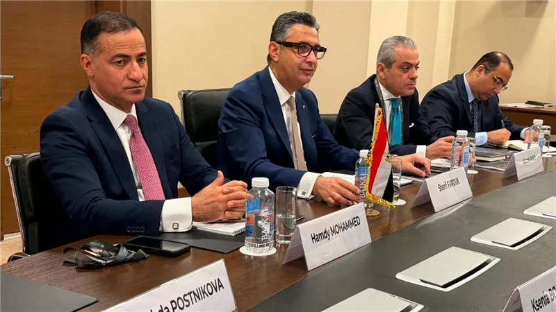 «التموين»: بحث إنشاء مركز لوجستي للحبوب بالموانئ المصرية بالتعاون مع روسيا