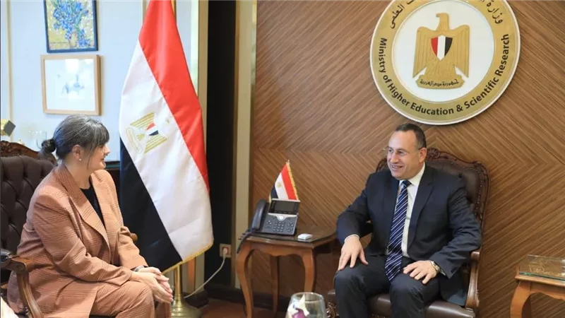 مباحثات مصرية بريطانية لإنشاء فرع لجامعة أكسفورد بروكس وتعزيز التعاون الأكاديمي